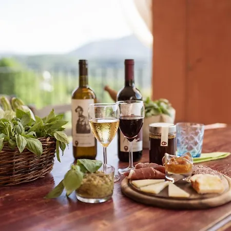 Agriturismo Cerrolungo *