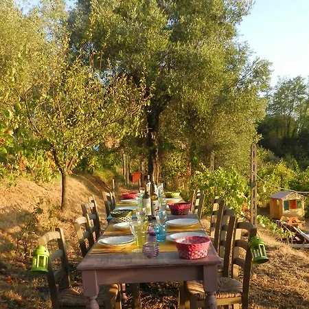 ファームステイ Agriturismo Cerrolungo ラ・スペツィア