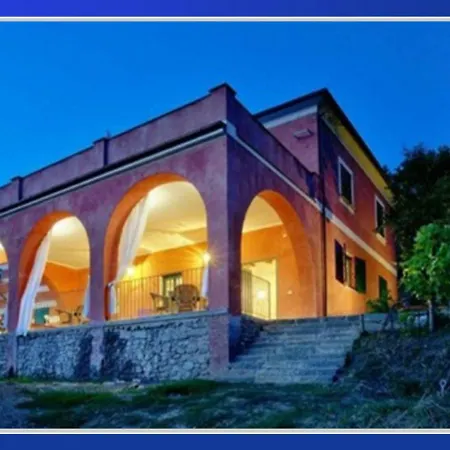 Agriturismo Cerrolungo ファームステイ *